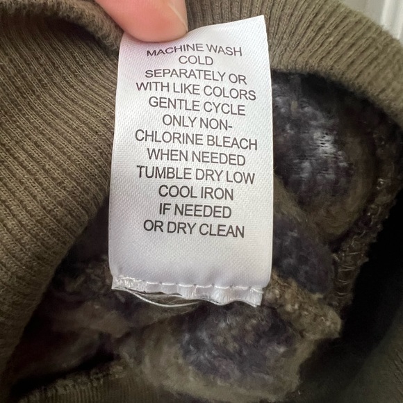 Workshop leopard print olive green plush pullover sweater in size 2X - Picture 12 of 14